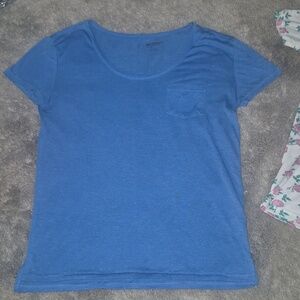 Arizona Jean Company Blue Short Sleeve Tee